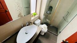 Tanah Merah Kechil Avenue (D16), Condominium #599199081